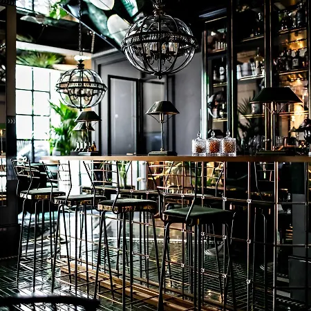 Hotel Monsieur George-champs Elysees 5*