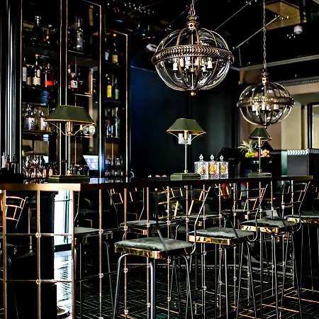 Monsieur George-champs Elysees Hotel 5*