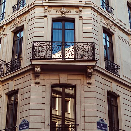 Monsieur George-champs Elysees Paris