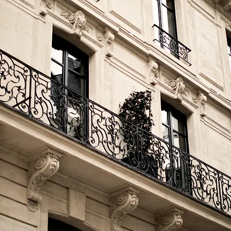 Monsieur George-champs Elysees 5* Paris
