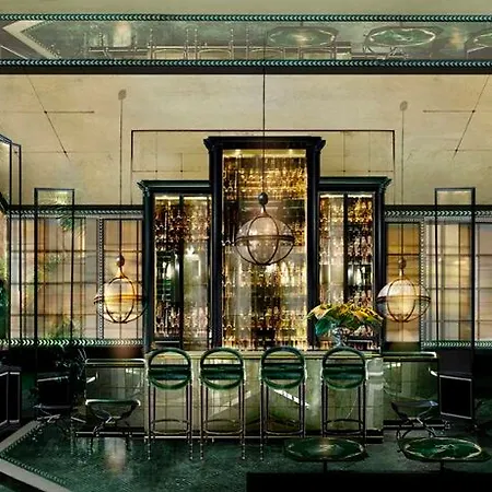 Monsieur George-champs Elysees Hotel